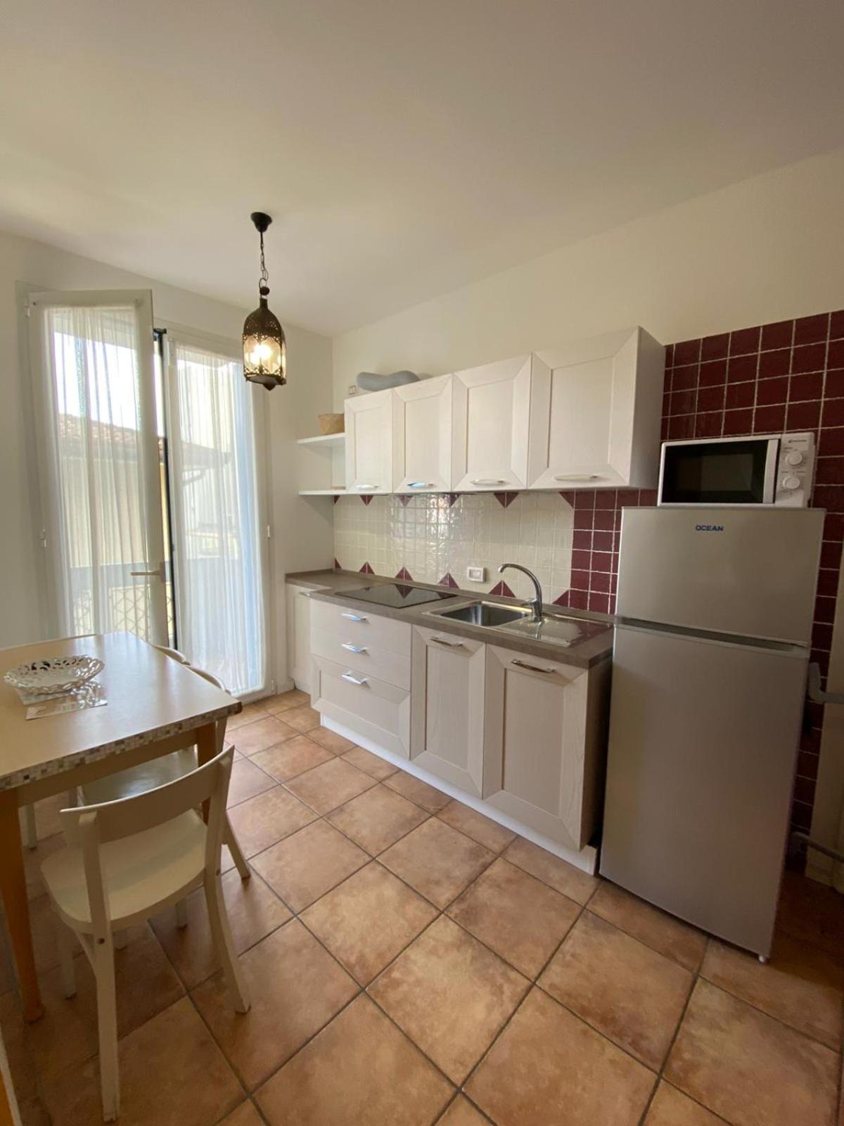 לידו די ג'סולו Residence Ambra מראה חיצוני תמונה